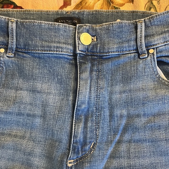 Ann Taylor jeans - like new! - Picture 2 of 7